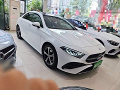 Mercedes-Benz A-Class Facelift A 200 L Fashion Edition - ფოტო 4