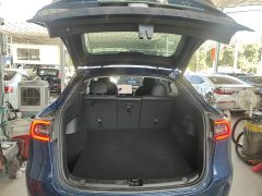 Tesla Model Y Long Range All-Wheel Drive - ფოტო 19