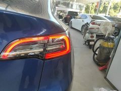 Tesla Model Y Long Range All-Wheel Drive - ფოტო 8