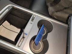 Tesla Model Y Long Range All-Wheel Drive - ფოტო 9