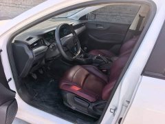SAIC MG i5 2023 1.5L Manual Comfort Edition - ფოტო 15