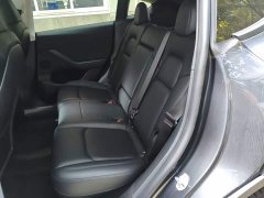 Tesla Model Y Long Range All-Wheel Drive - ფოტო 17