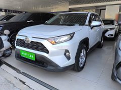 Toyota RAV4 2.0L CVT FWD Urban Edition - ფოტო 1