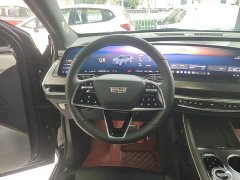 Cadillac XT5 2.0T Luxury - ფოტო 11
