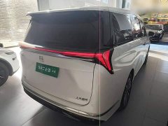 Buick GL8 2026 Luxurious Edition Premium Trim - ფოტო 7