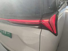 Buick GL8 2026 Luxurious Edition Premium Trim - ფოტო 8