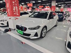 BMW 1 Series 120i M Sport Night Edition - ფოტო 1
