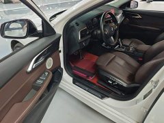 BMW 1 Series 120i M Sport Night Edition - ფოტო 13
