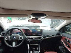 BMW i3 eDrive 35 L - ფოტო 18