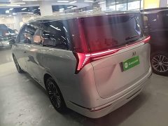 Buick GL8 Luxe Smart Comfort Edition - ფოტო 5