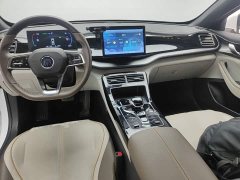 BYD Qin PLUS Champion Edition DM-i 55KM Exceed - фото 10