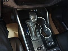 Toyota Highlander 2.5L Intelligent Hybrid AWD Premium 7-Seater - ფოტო 14