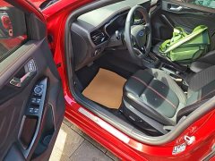Ford Focus Hatchback EcoBoost 180 Automatic ST Line - ფოტო 16
