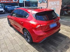 Ford Focus Hatchback EcoBoost 180 Automatic ST Line - ფოტო 5