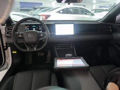 BYD Qin L DM-i 80KM Elite - ფოტო 10