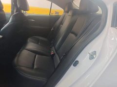 Toyota Corolla TNGA 1.5L CVT Pioneer Edition - ფოტო 13
