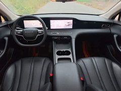 SAIC MG D7 2023 DMH 125km Transcendent Edition - ფოტო 6