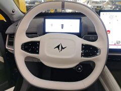 Dongfeng eπ007 Pure Electric 540 AWD Max Edition - ფოტო 11