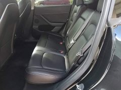 Tesla Model Y Rear-Wheel Drive - ფოტო 17