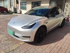 Tesla Model Y Rear-Wheel Drive - ფოტო 2