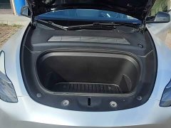 Tesla Model Y Rear-Wheel Drive - ფოტო 20