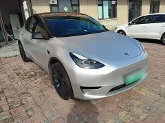 Tesla Model Y Rear-Wheel Drive - ფოტო 4