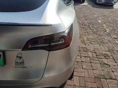 Tesla Model Y Rear-Wheel Drive - ფოტო 8