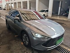 BYD Qin PLUS Glory Edition DM-i 55KM Leading - ფოტო 4