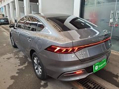 BYD Qin PLUS Glory Edition DM-i 55KM Leading - ფოტო 5
