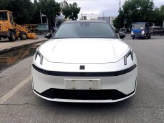 Lynk & Co Geely Lynk & Co 07 EM-P 126 Extended Range Halo - ფოტო 3