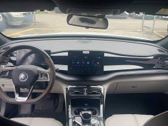 BYD Qin PLUS Champion Edition DM-i 55KM Leading - ფოტო 14