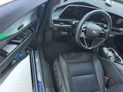 Cadillac GT4 2023 25T Luxury - ფოტო 16