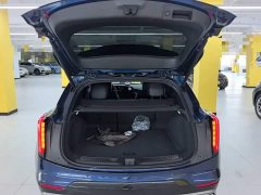 Cadillac GT4 2023 25T Luxury - ფოტო 19