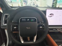 Li Auto L6 2025 Max Smart Refresh Edition - ფოტო 5