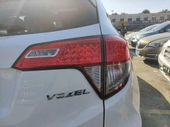 Honda Vezel 2020 1.5L CVT Pioneer Edition - ფოტო 3