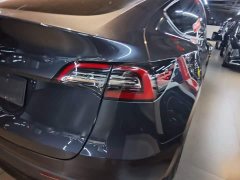 Tesla Model Y Rear-Wheel Drive - ფოტო 8