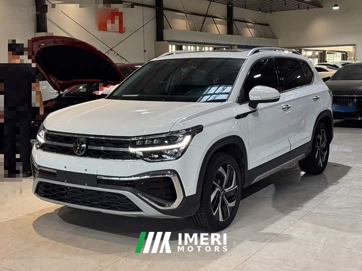 Volkswagen Touareg 300TSI FWD Full Moon Edition