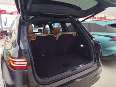 Li Auto ONE 2020 Extended Range 6-Seater - ფოტო 19