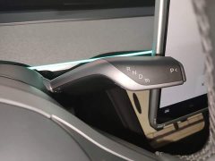 Tesla Model Y Long Range All-Wheel Drive - ფოტო 14