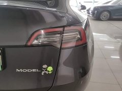 Tesla Model Y Long Range All-Wheel Drive - ფოტო 8