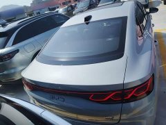 BYD Qin L DM-i Smart Drive Edition 120KM Superior - ფოტო 6