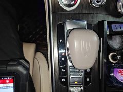 FAW Red Flag H9 2.0T Smart Connected Flagship Comfort Edition - ფოტო 14