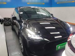 Tesla Model Y 2022 Facelift Rear-Wheel Drive - ფოტო 4
