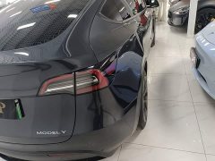 Tesla Model Y Rear-Wheel Drive - ფოტო 8