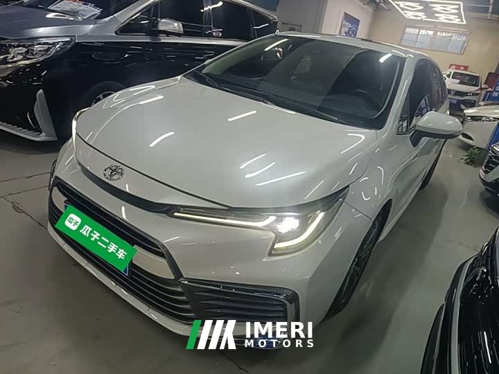 Toyota Lingshang 2.0L Premium Edition