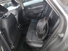 Geely Emgrand 4th Generation 1.5L CVT Star Shine Edition - ფოტო 17