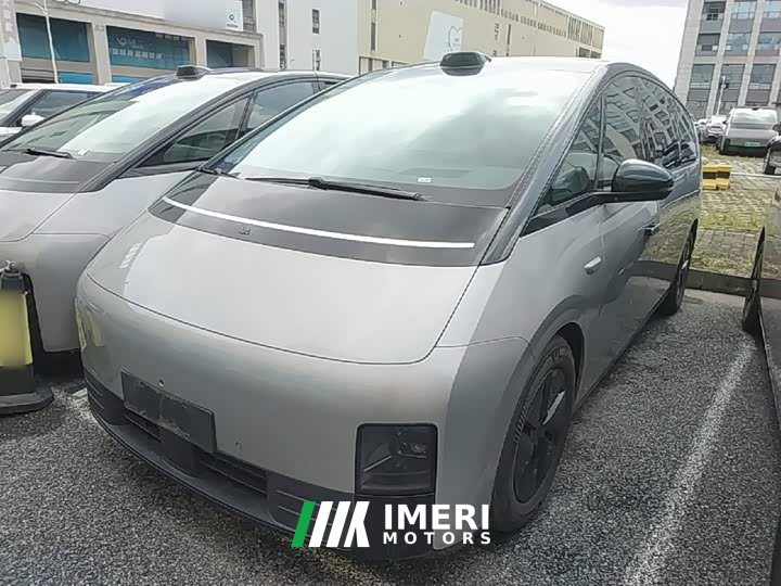 Li Auto Li Xiang MEGA Ultra - ავტომობილი ჩინეთიდან