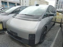 Li Auto Li Xiang MEGA Ultra - ფოტო 1