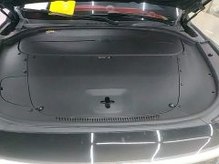 Li Auto ONE Extended Range 6-Seater - ფოტო 20