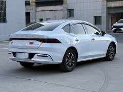 BYD Qin PLUS Glory Edition DM-i 55KM Leading - ფოტო 10